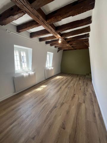 Location Appartement 1 pièce Tours (37000) - COLBERT ENTIEREMENT RENOVE