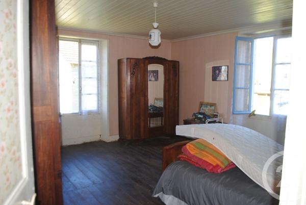 Maison à vendre  8 pièces - 155 m2 BILHAC - 19