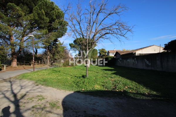 AVIGNON : maison F7 à vendre