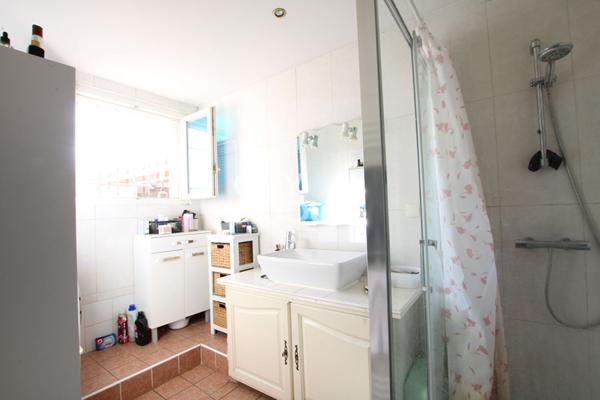 AVIGNON : maison F7 à vendre