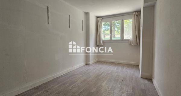 Location Chambre 12.41 m² - Saint-germain-en-laye 78100