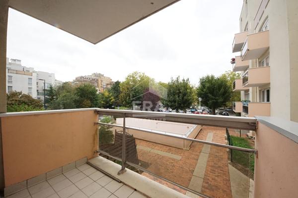 GRAND studio de 40 m2 Vendu Loué