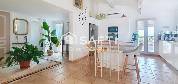 Villa D'architecte 195 m2  vue panoramique piscine