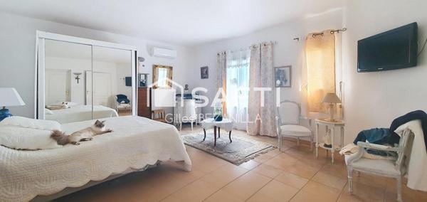 Villa D'architecte 195 m2  vue panoramique piscine