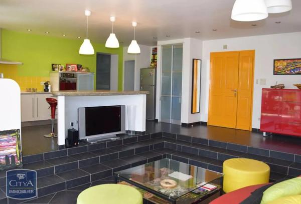 Maison à louer 4 pièces 140.03m² Marignane (13700)