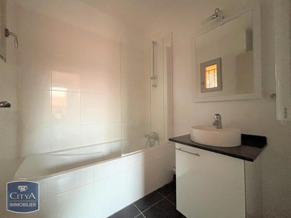 Appartement à louer 2 pièces 40.85m²