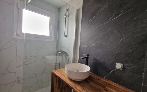 Appartement à vendre    3 pièces • 58 m2 Saint-Jean-de-la-Ruelle