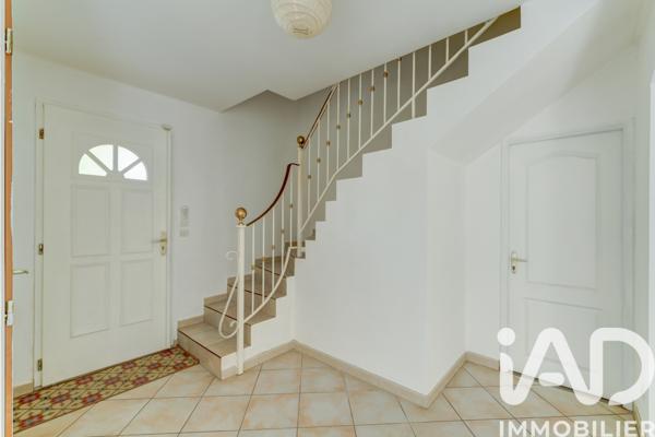 Maison à vendre 5 pièces 118 m² Meyzieu