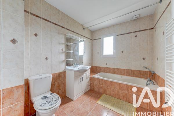 Maison à vendre 5 pièces 118 m² Meyzieu