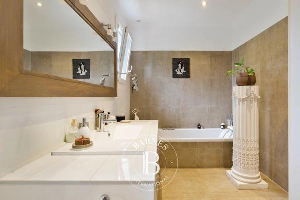Anglet, Maison 4 Chambres -  168 m² à vendre