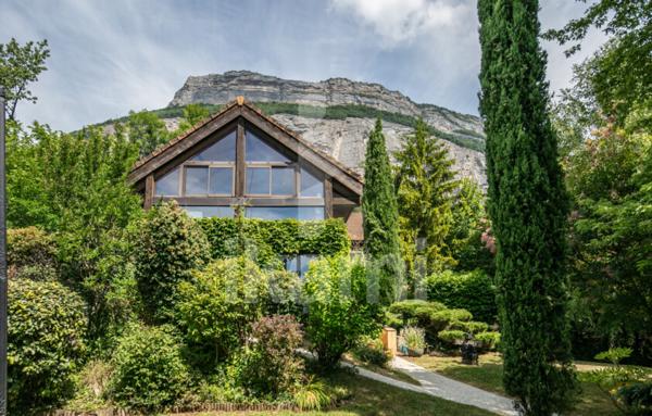 Corenc maison de 250 m2 avec vue panoramique