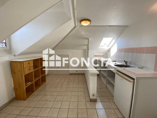 Location Appartement 2 pièces 15.98 m² - 96 RUE FOURNET Lisieux 14100