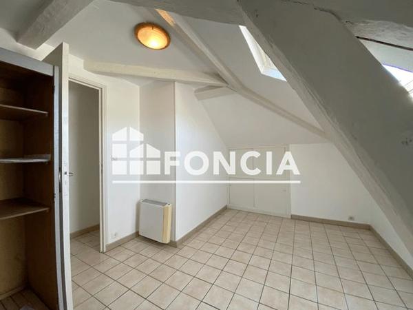 Location Appartement 2 pièces 15.98 m² - 96 RUE FOURNET Lisieux 14100