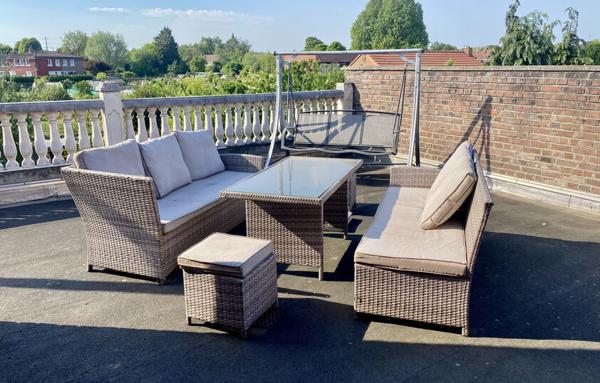 Très belle maison avec garage et jardin de 400 m2