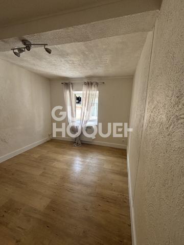 LYON 1 - PROCHE PLACES SATHONAY FERNAND REY