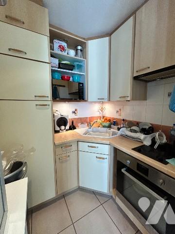 VENTE EN VIAGER OCCUPE - APPARTEMENT CENTRE DE COUTAINVILLE