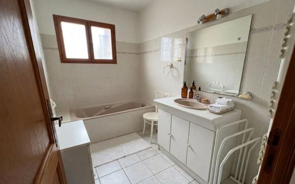 Maison à vendre    4 pièces •  Calvisson