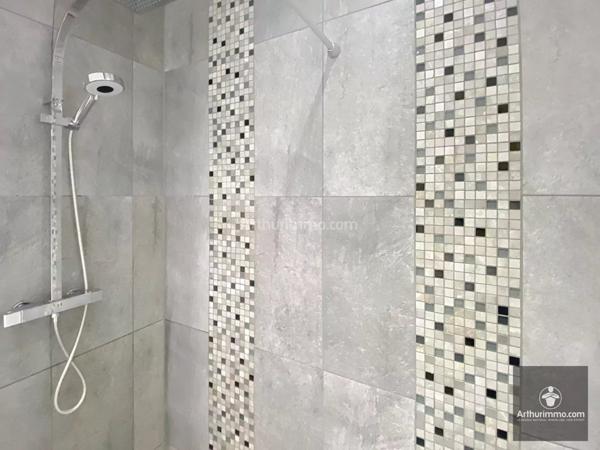 Vente Maison 6 pièces 145 m2 à Villerest