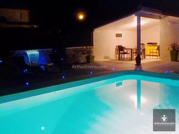 Vente Maison 6 pièces 145 m2 à Villerest