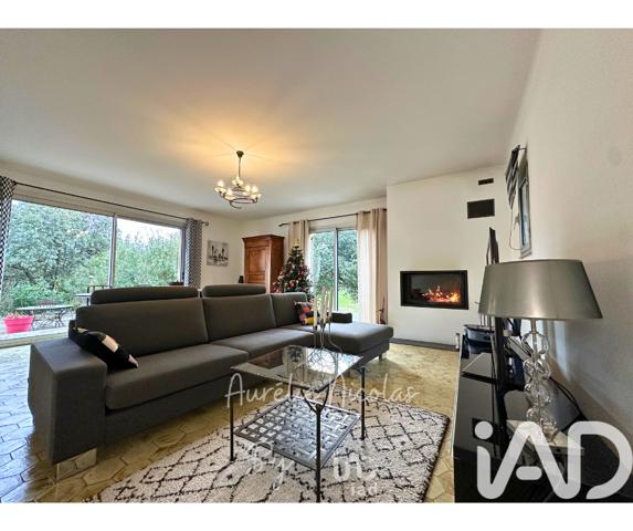 Maison à vendre 5 pièces 160 m² Entraigues-sur-la-Sorgue