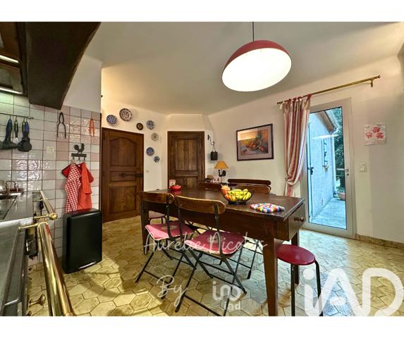 Maison à vendre 5 pièces 160 m² Entraigues-sur-la-Sorgue