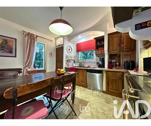 Maison à vendre 5 pièces 160 m² Entraigues-sur-la-Sorgue