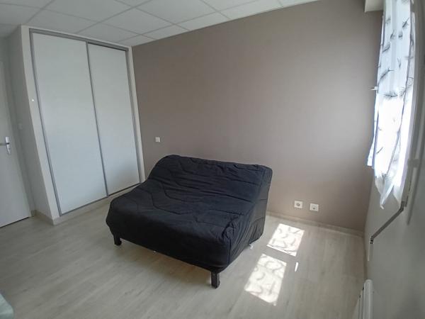 Appartement A louer Studio meublé Mont De Marsan proche IFSI