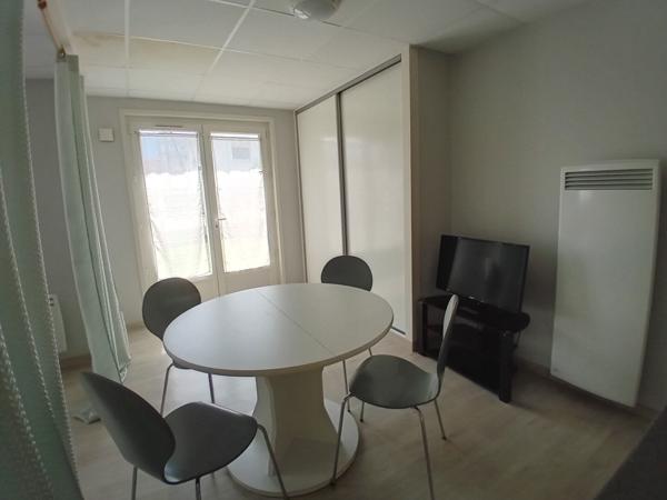 Appartement A louer Studio meublé Mont De Marsan proche IFSI