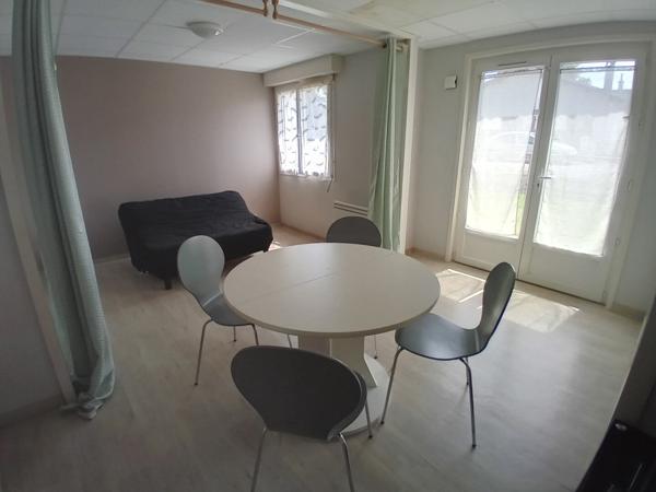 Appartement A louer Studio meublé Mont De Marsan proche IFSI