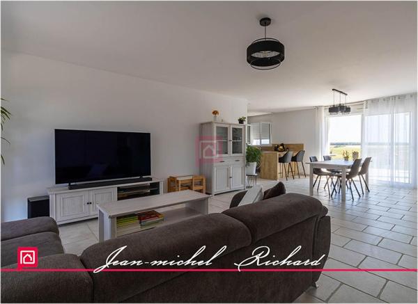 Maison Saint Denis Sur Loire 5 pièces 126 m2