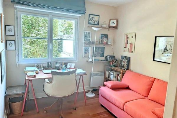 Autre type d'appartement à vendre à Bordeaux en Gironde (33000), ref : 013/332   
Fondaudège