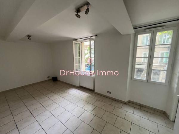 Immeuble à vendre 7 pièces de 200 m²