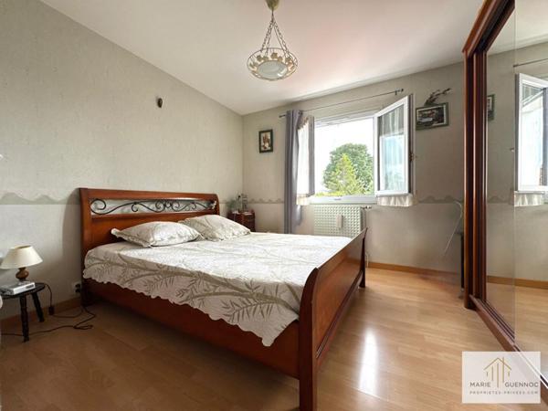 Basse-Goulaine - Maison familiale de 6 pièces avec garage et atelier