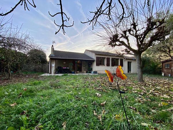 Maison PLAIN-PIED proche de toutes les commodités