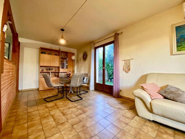 Maison PLAIN-PIED proche de toutes les commodités