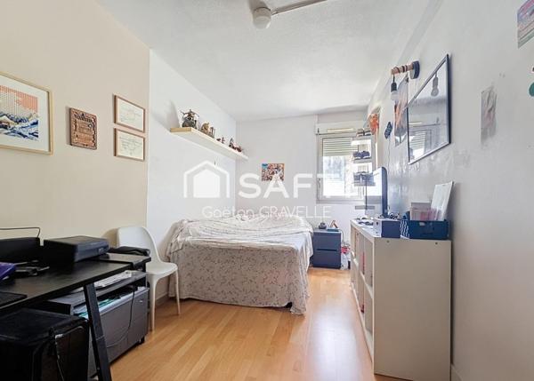 Appartement T4, 3 chambres et garage