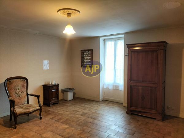 Vente maison Tonnay Charente : 159 900 € - AJP Immobilier Rochefort