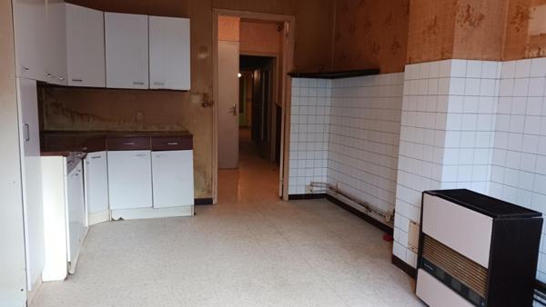 Maison Lons Le Saunier 5 pièce(s) 116 m2