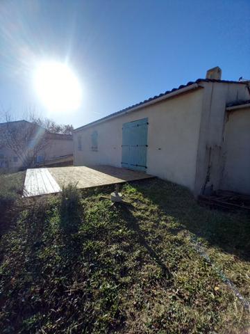 MAISON T4 EN LOCATION PLAIN PIED