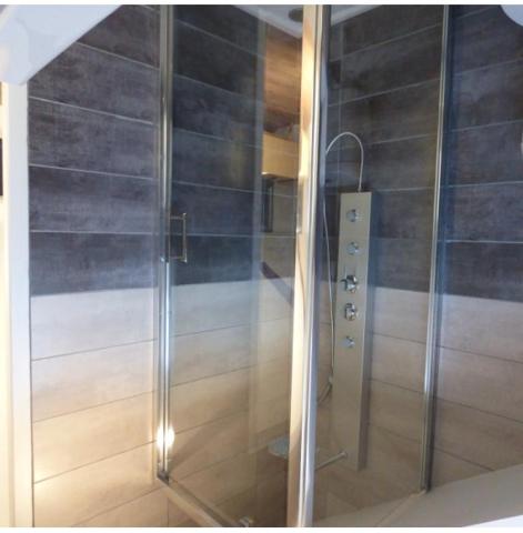 EXCLUSIVITE Immeuble avec 3 appartements en TBE