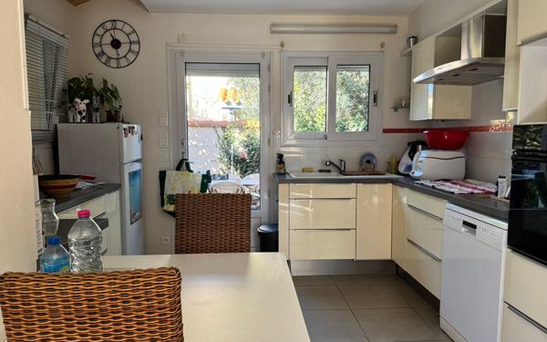 Maison à vendre    4 pièces •  Sainte-Marie