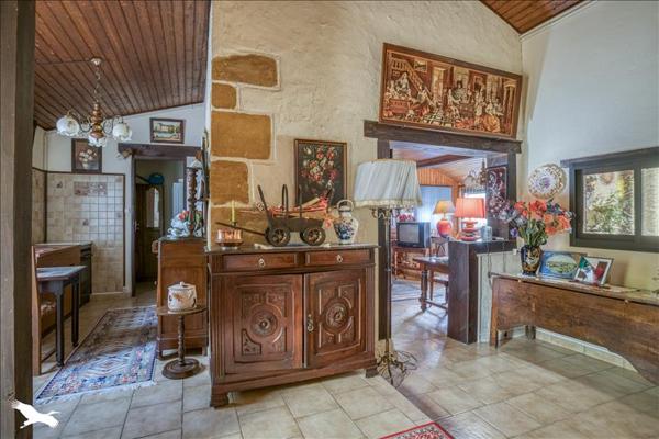 Maison à vendre |  Le Fleix |  6 pièces | 216 m²