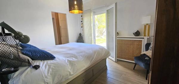 VILLA EXCEPTIONNELLE 175M2 AVEC PISCINE ET DEPENDANCES