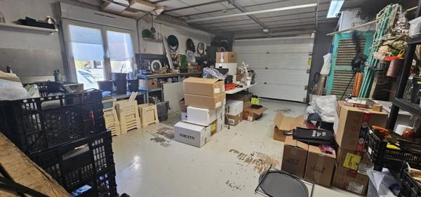 VILLA EXCEPTIONNELLE 175M2 AVEC PISCINE ET DEPENDANCES