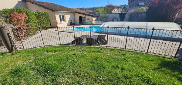 VILLA EXCEPTIONNELLE 175M2 AVEC PISCINE ET DEPENDANCES