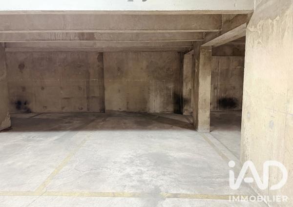 Parking à vendre 40 m² Paris 10