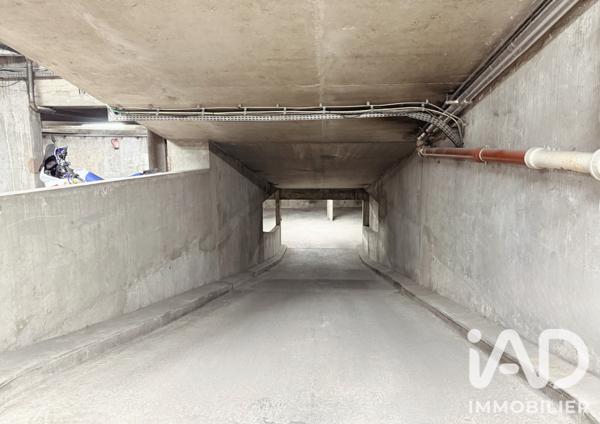 Parking à vendre 40 m² Paris 10