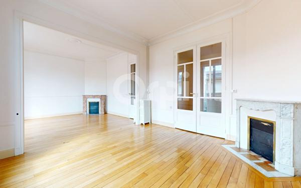 Appartement à vendre    5 pièces •  Soissons