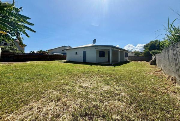 Maison à vendre à Sainte-Clotilde à la Réunion (97490), ref : 97405/254   
Moufia
