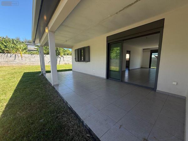 Maison à vendre à Sainte-Clotilde à la Réunion (97490), ref : 97405/254   
Moufia